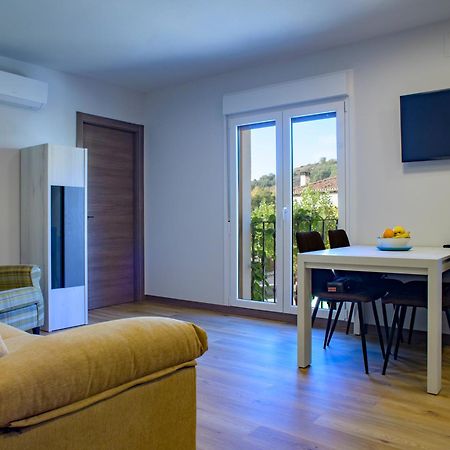 Apartamentos El Puente Covarrubias Exteriör bild